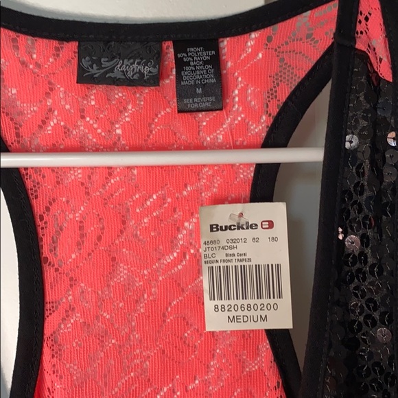 NWT- Buckle Daytrip tank - Picture 2 of 3